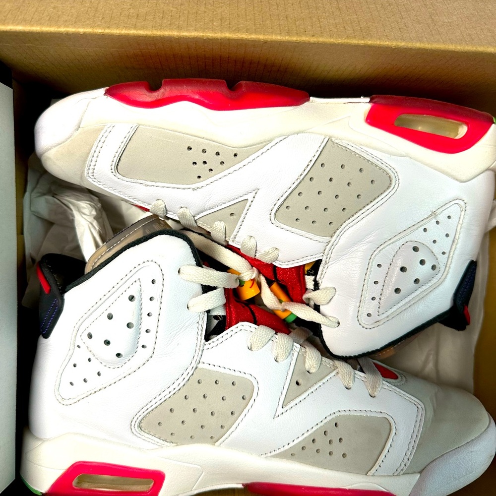 Air Jordan 6 Retro "Hare" sneakers